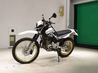Yamaha XT250 Serow 2016