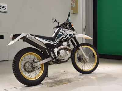 Yamaha XT250 Serow 2016