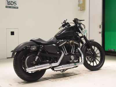 Harley-Davidson Sportster Iron XL883N 2011