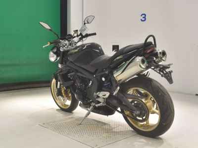 Triumph Street Triple 2010