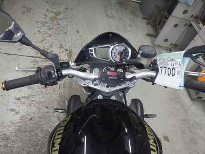 Triumph Street Triple 2010