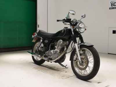 Yamaha SR400 2005