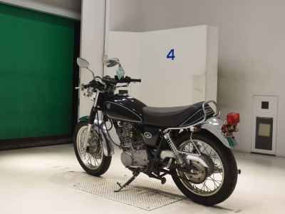 Yamaha SR400 2005