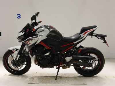 Kawasaki Z900 2022