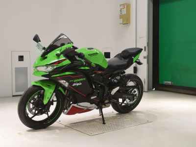 Kawasaki Ninja ZX-25R 2022