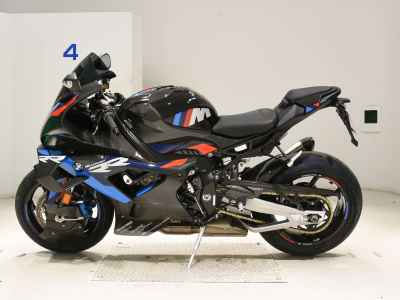 BMW M1000RR 2023