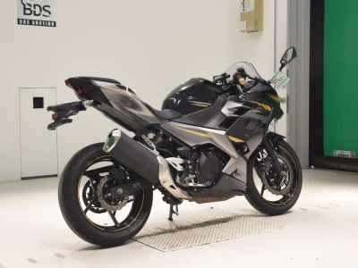 Kawasaki Ninja 400 2022