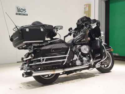 Harley-Davidson Electra Glide FLHTCUI1450 2006