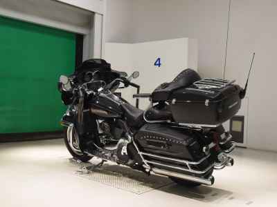 Harley-Davidson Electra Glide FLHTCUI1450 2006