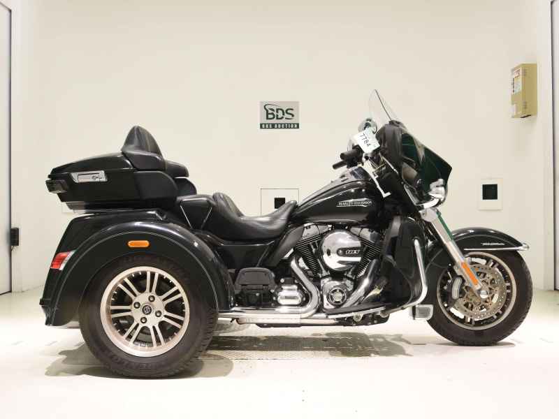 Harley-Davidson Electra Glide FLHTCU1690 Trike 2014