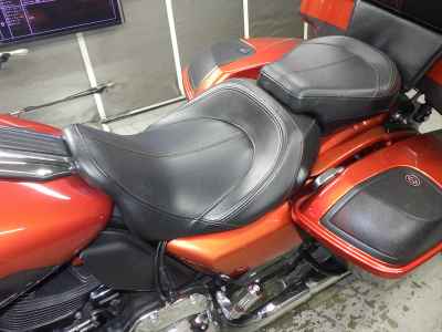 Harley-Davidson Road Glide FLTRXSE1923 CVO 2017