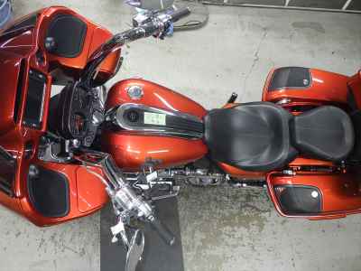 Harley-Davidson Road Glide FLTRXSE1923 CVO 2017