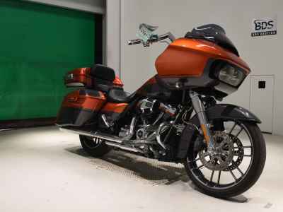 Harley-Davidson Road Glide FLTRXSE1923 CVO 2017