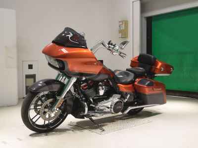 Harley-Davidson Road Glide FLTRXSE1923 CVO 2017