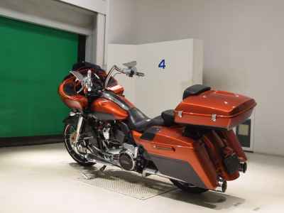 Harley-Davidson Road Glide FLTRXSE1923 CVO 2017