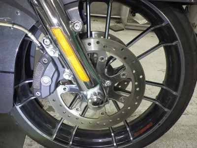 Harley-Davidson Road Glide FLTRXSE1923 CVO 2017