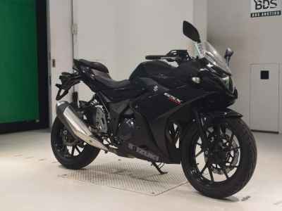 Suzuki GSX250R