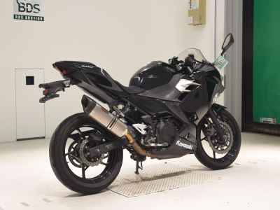 Kawasaki Ninja 400R 2018