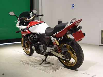 Honda CB400SFV Boldor 2006