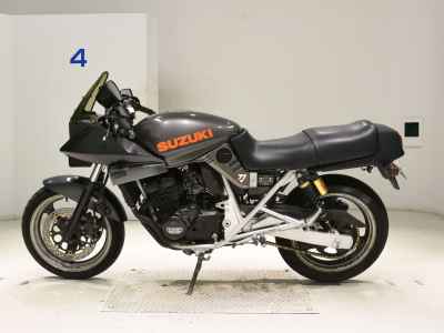 Suzuki GSX250S Katana