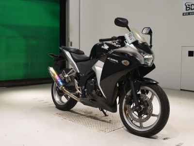 Honda CBR250R 2011