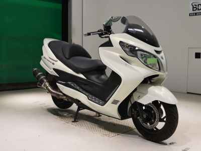 Suzuki Skywave 250S