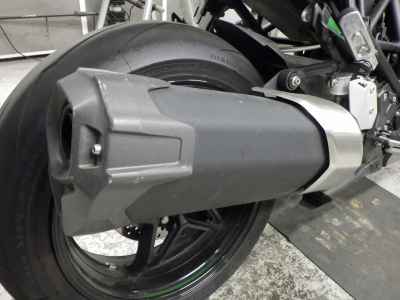 Kawasaki Ninja H2 SX 2023
