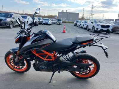 KTM 390 Duke 2022