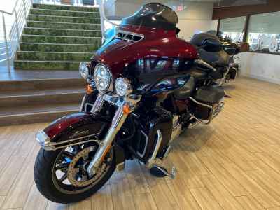 Harley-Davidson Electra Glide FLHTCU1690 2015