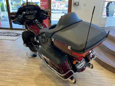 Harley-Davidson Electra Glide FLHTCU1690 2015