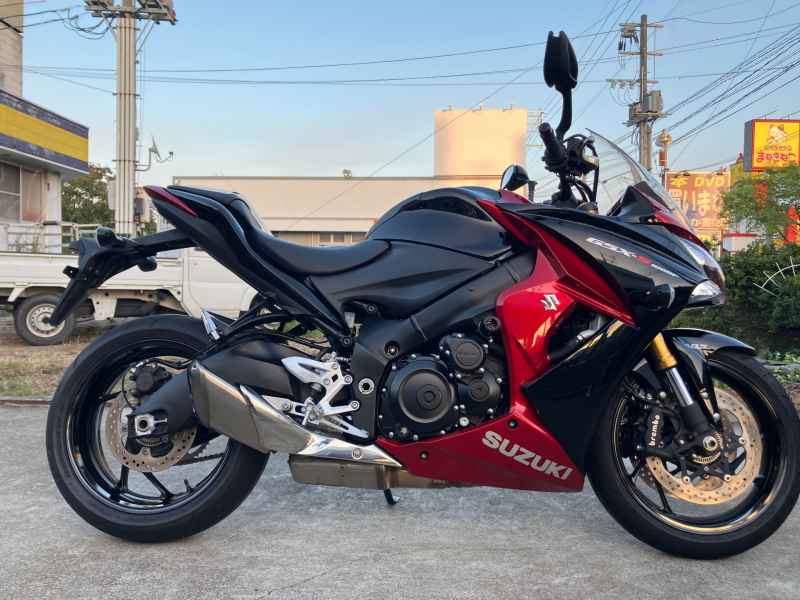 Suzuki GSX-S1000F 2015