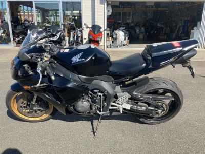Honda CBR1000RR 2006