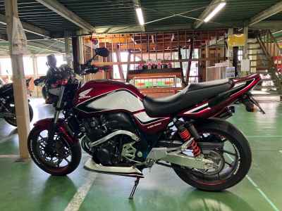 Honda CB400SF 2020