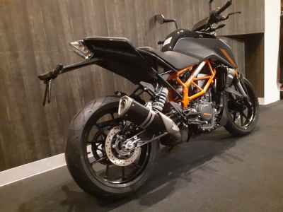 KTM 390 Duke 2023