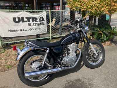 Yamaha SR400 2012