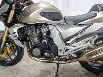 Kawasaki Z1000 2006
