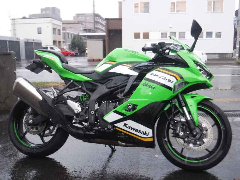 Kawasaki Ninja 400 2025