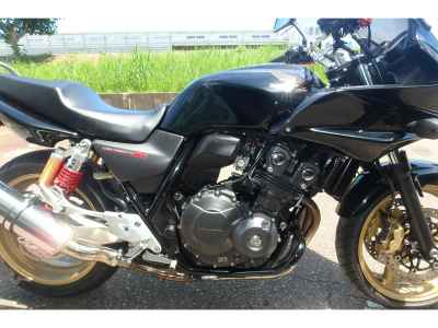 Honda CB400 Super Boldor 2012
