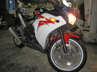 Honda CBR250R 2011