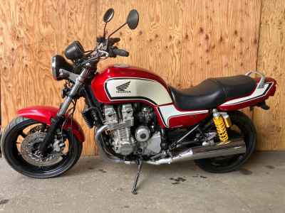 Honda CB750 2014