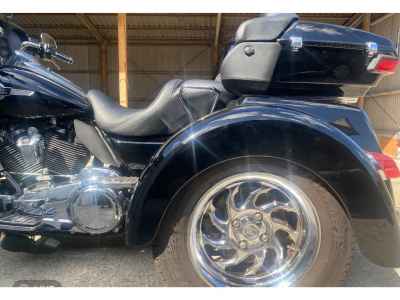 Harley-Davidson Electra Glide FLHTCU1690 Trike 2017