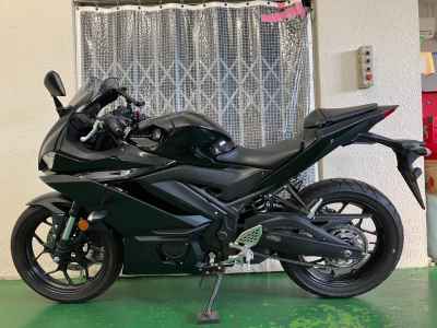 Yamaha YZF-R25 2021
