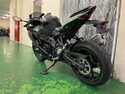Kawasaki Ninja ZX-4R SE 2023