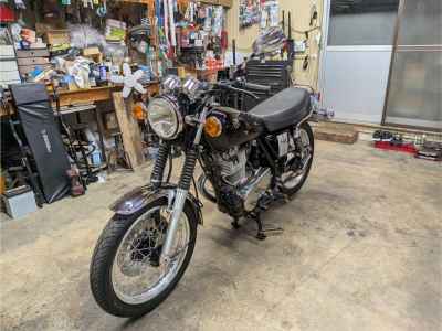 Yamaha SR400 2019