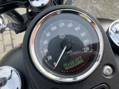 Harley-Davidson Street Bob FXDB1580 2016