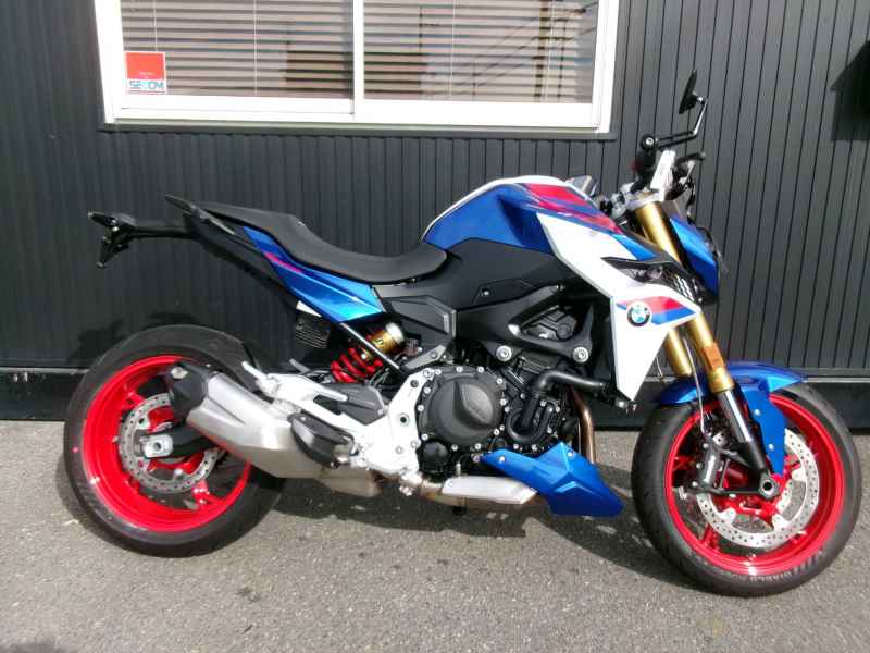 BMW F900R 2025