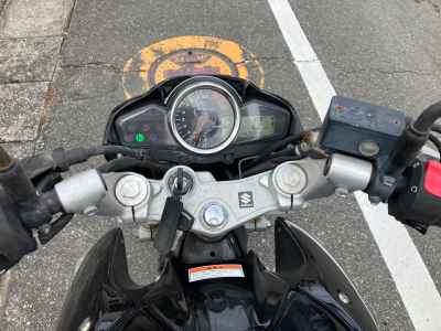 Suzuki GSR250
