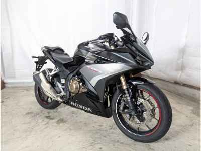 Honda CBR400R 2023