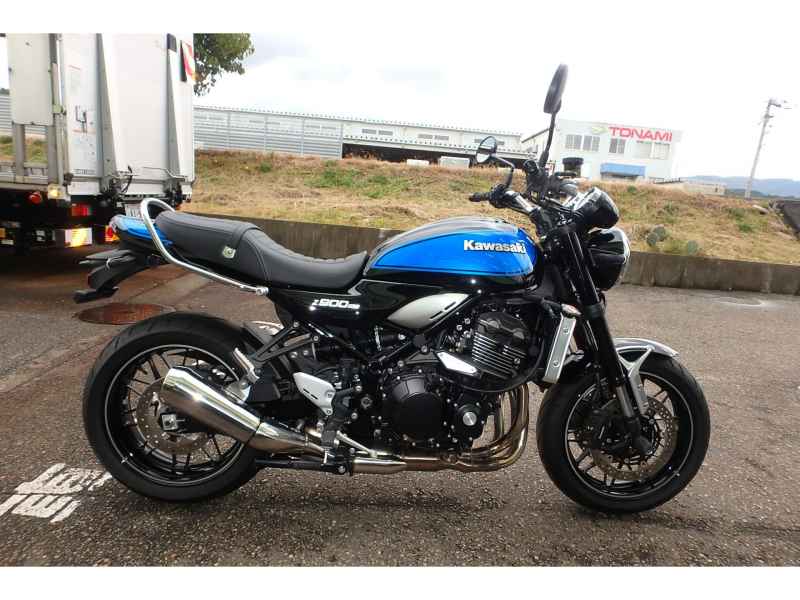 Kawasaki Z900RS 2023