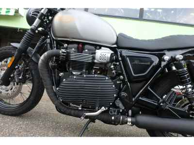 Triumph Bonneville T100 2024